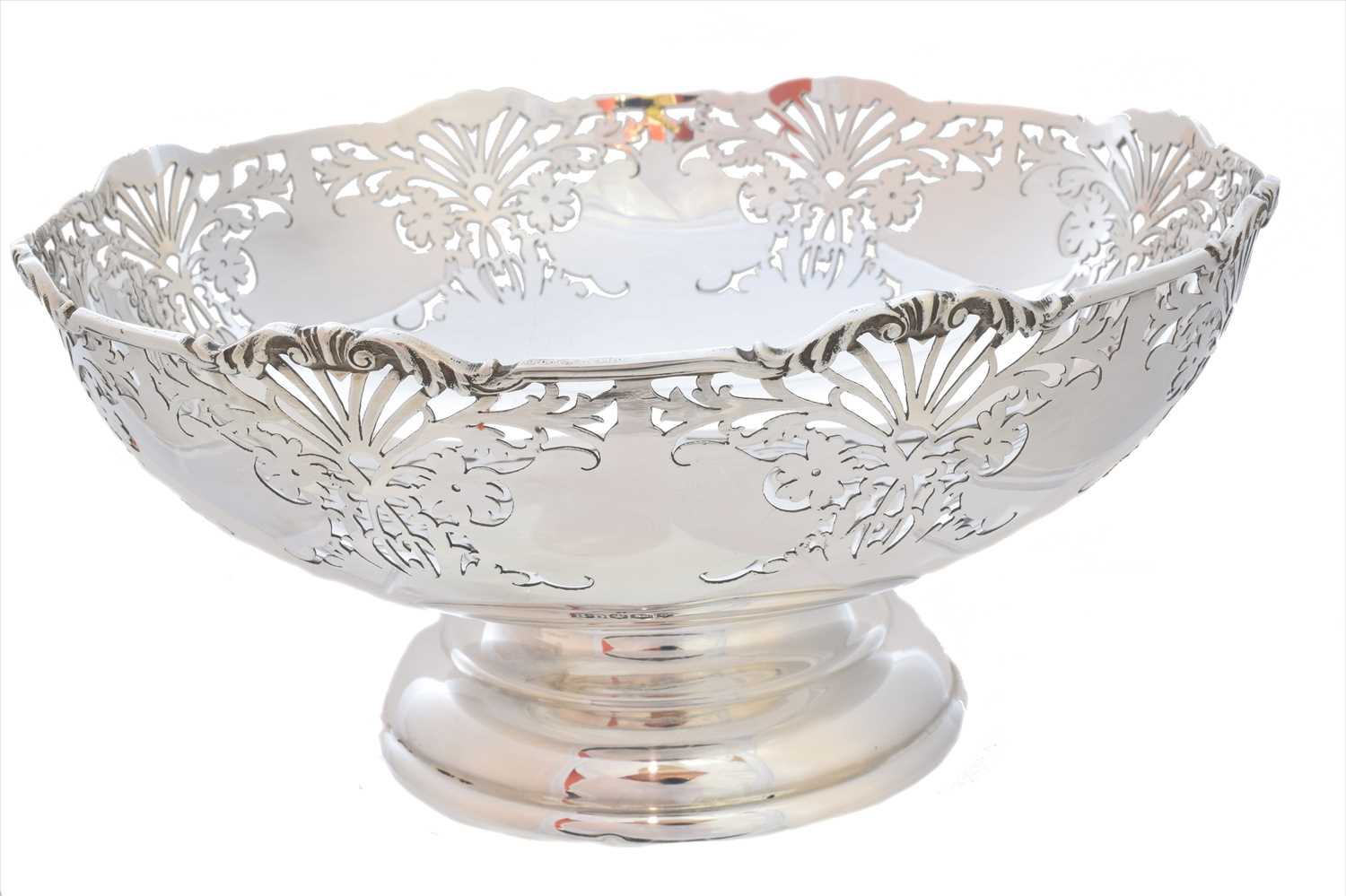 Lot 51 - An Elizabeth II silver fruit bowl
