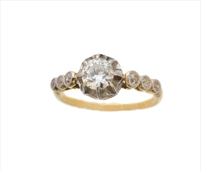 Lot 290 - An early 20th century diamond dress ring