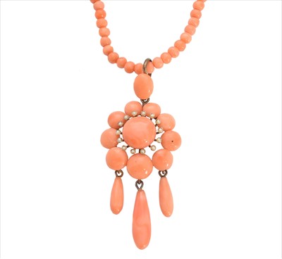 Lot 164 - A coral and seed pearl necklace