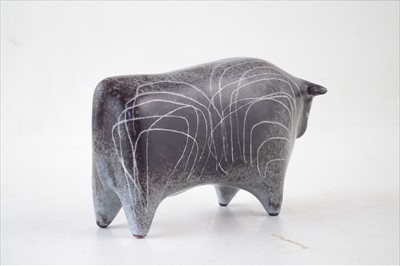 Lot 105 - Peter Wright Studio Pottery figure of a bull, incised monograms to underside 15.5cm long, artists resale right may apply to this lot