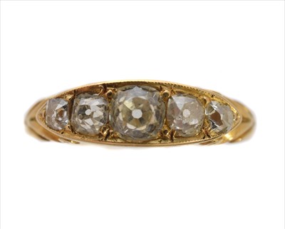 Lot 219 - A diamond five stone ring