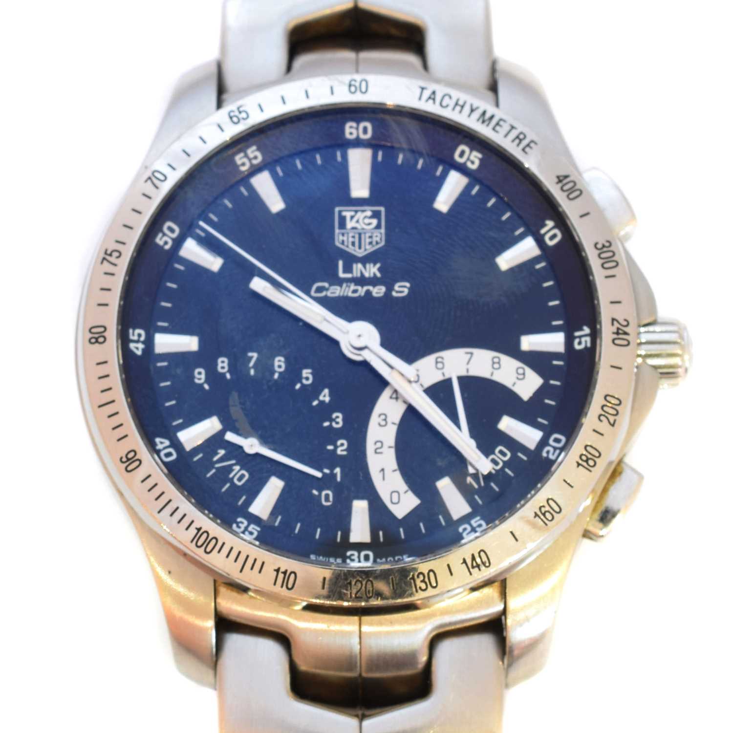 Lot 377 - A stainless steel Tag Heuer Carrera S quartz wristwatch