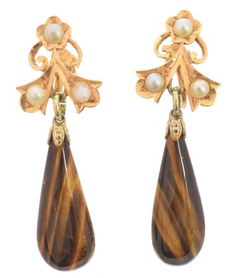 Lot 98 - A pair of Tiger's eye and split pearl earrings