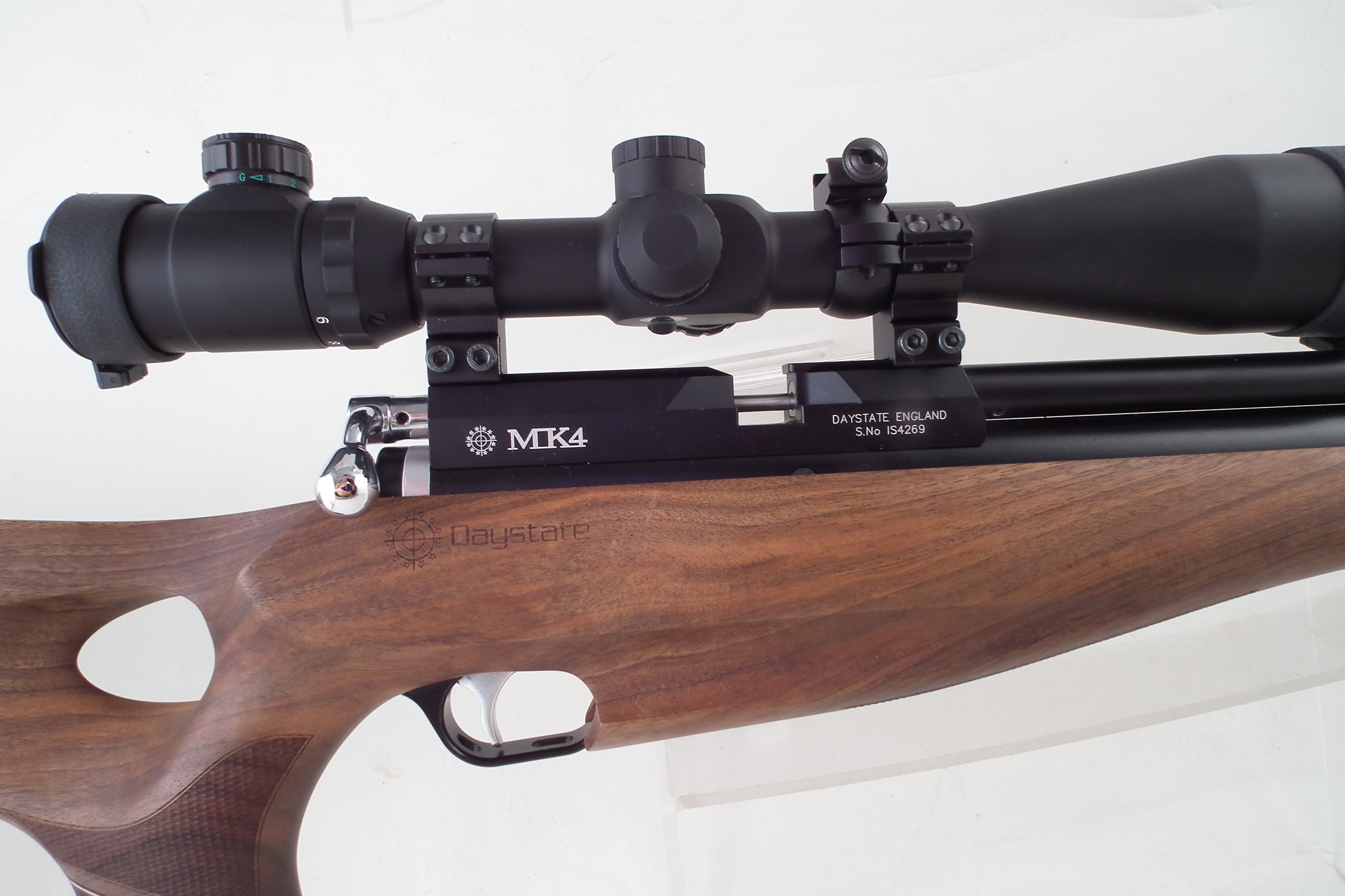 Lot 164 Daystate MK4 air rifle with Hawke Scope and