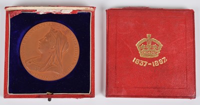 Lot 34 - Queen Victoria Diamond Jubilee 1897 bronze...