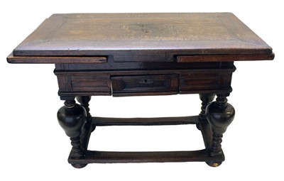 Lot 191 - Early 19th-century Dutch extending centre table