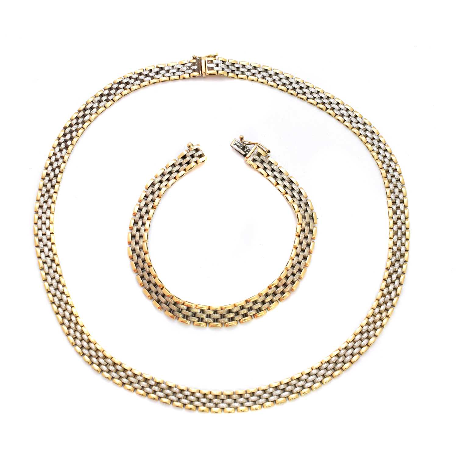 Lot 97 - A 9ct gold necklace and bracelet