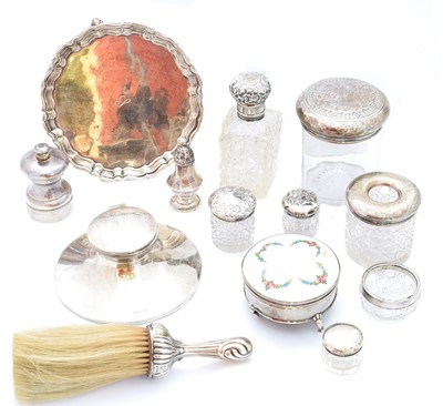 Lot 33 - A large selection of silver