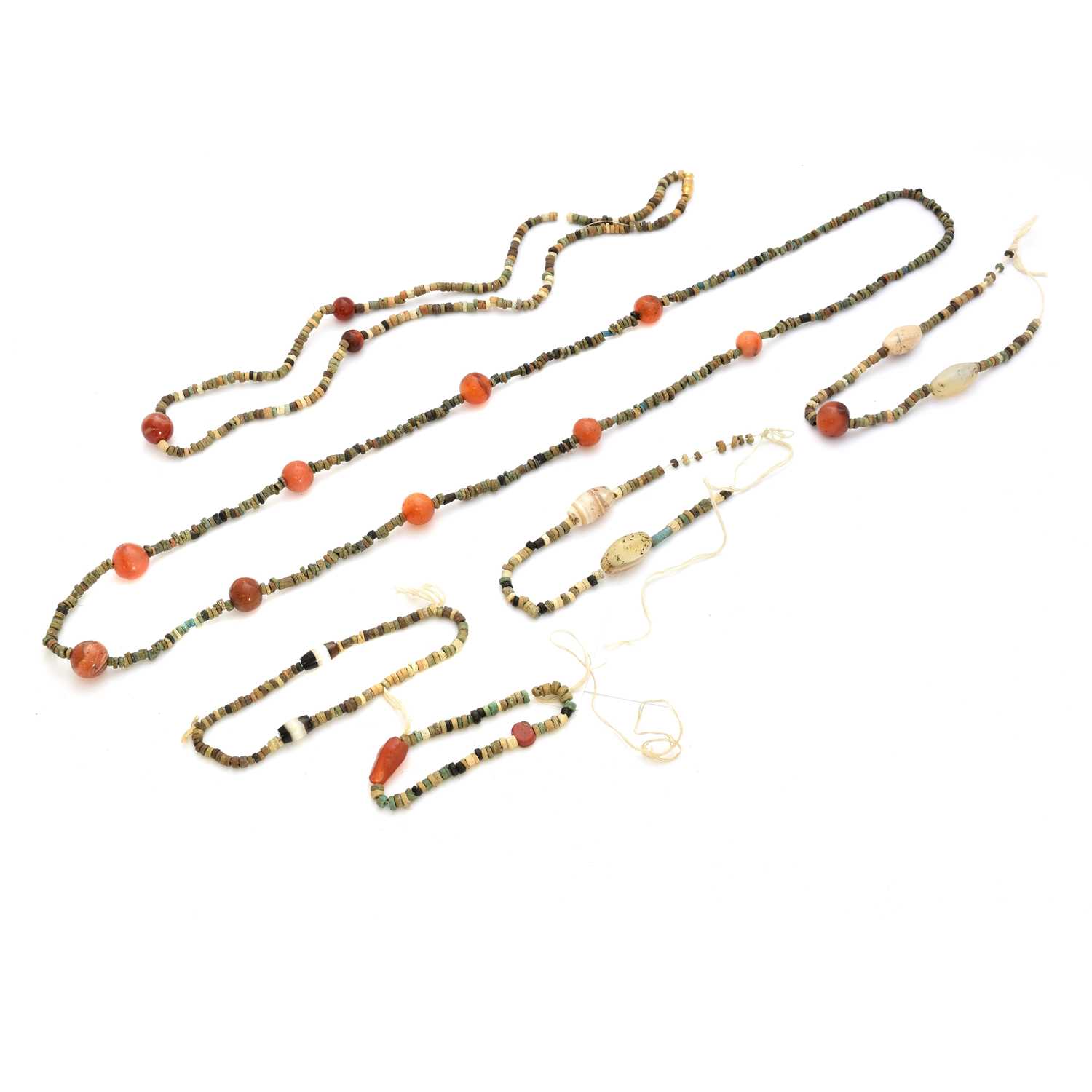 Lot 101 - A selection of Egyptian style mummy beads