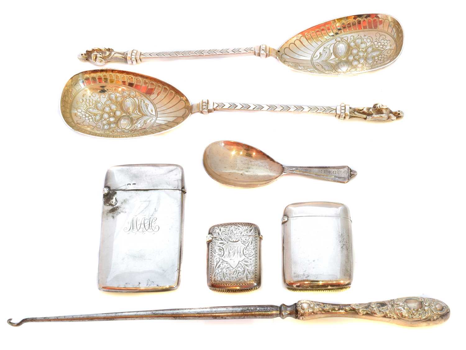 Lot 47 - A selection of silver and white metal items