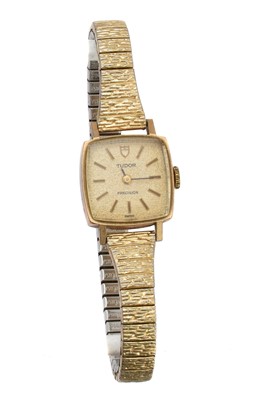 Lot 256 - A ladies 9ct gold Tudor Precision watch