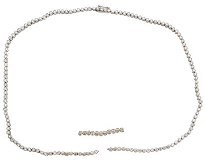 Lot 86 - A diamond rivière necklace