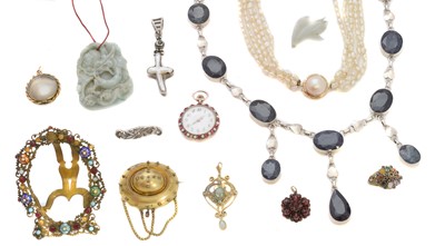 Lot 236 - A large selection of costume jewellery