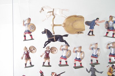 Lot 221 - Collection of Toy Soldiers / figures