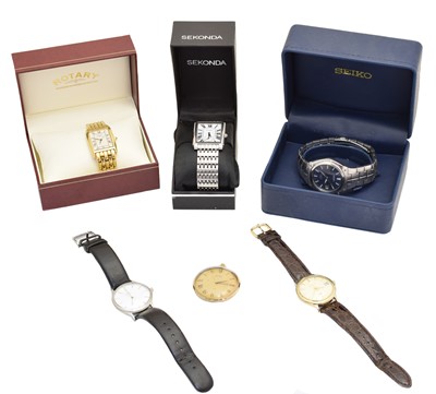 Lot 240 - A selection of watches