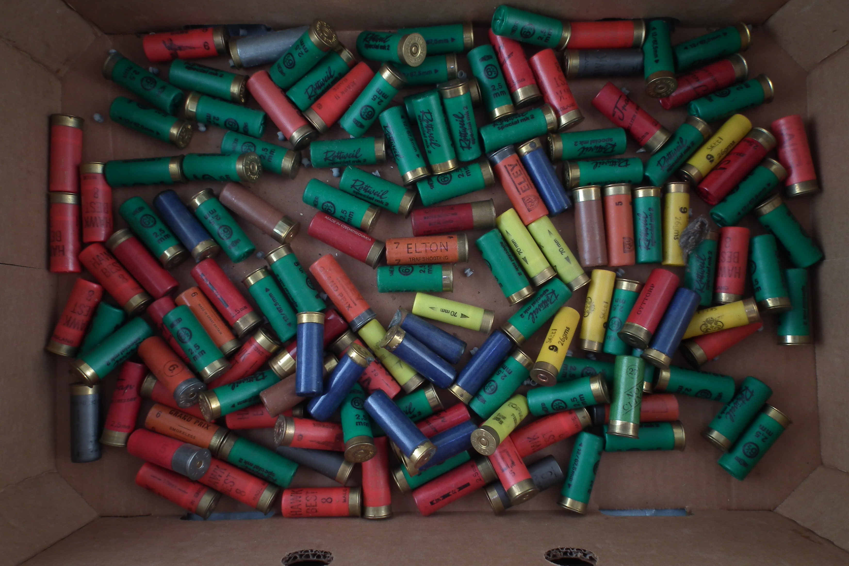 Lot 165 Large collection of mixed shotgun cartridges