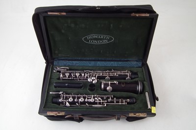 Lot 22 - Howarth S5 oboe in case