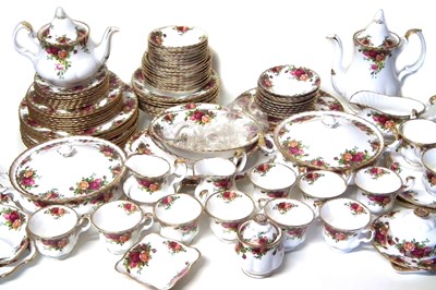 Lot 237 - Large Royal Albert old country roses service