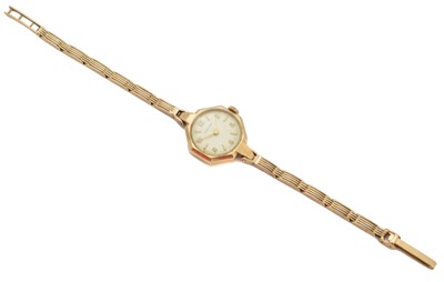 Lot 266 - A 1960s 9ct gold ladies Garrard wristwatch