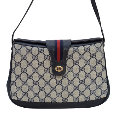 Lot 71 - A vintage Gucci 'Accessory Collection' bag