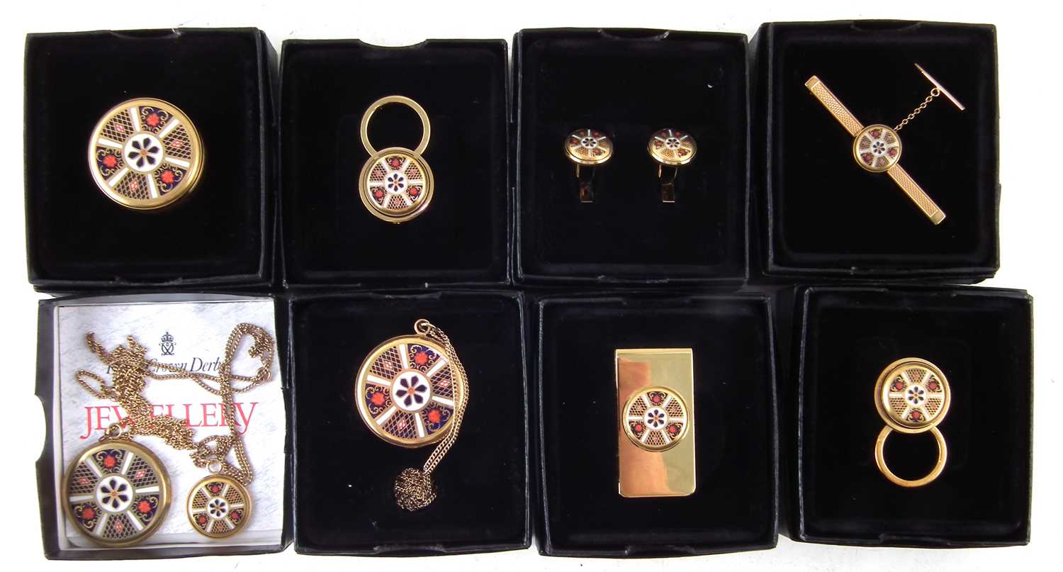 Lot 101 - Collection of Royal Crown Derby Jewellery