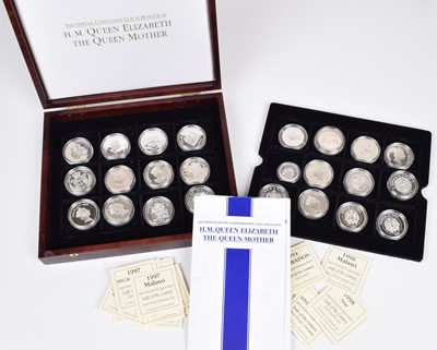 Lot 13 - Cased set of silver proof coins celebrating the life of The Queen Mother (24).