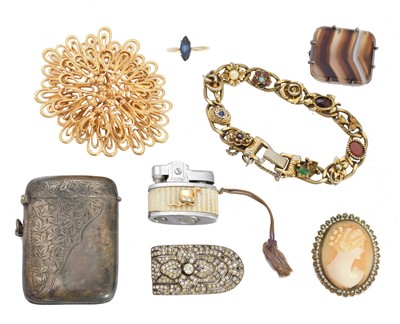 Lot 171 - A selection of jewellery and costume jewellery