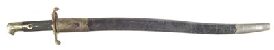 Lot 396 - British pattern 1860 yatagan sword bayonet and scabbard