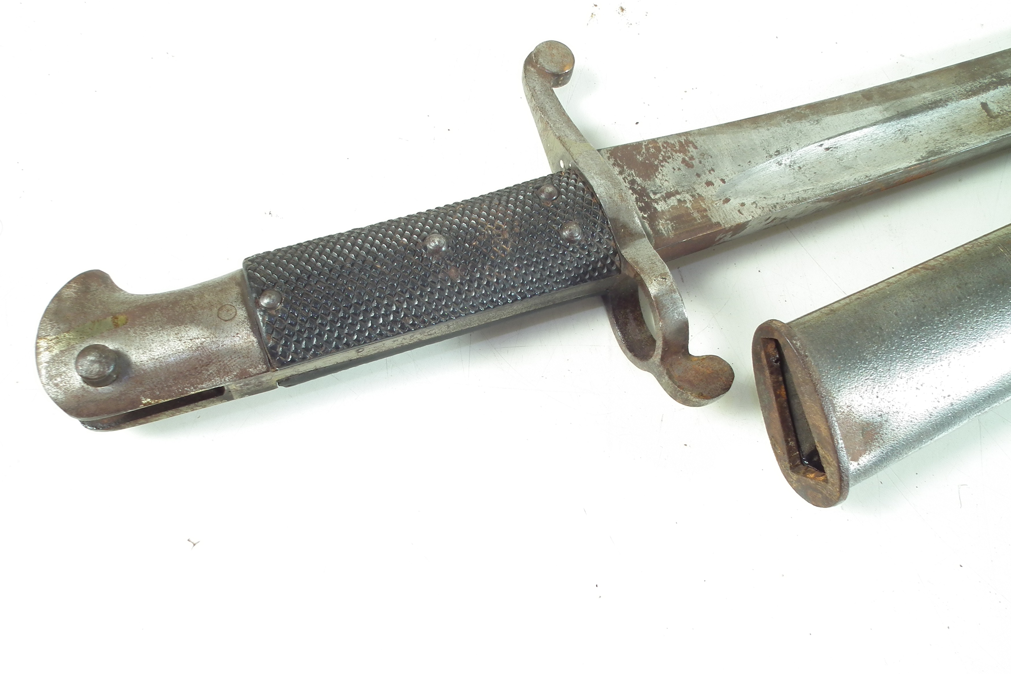 Lot 396 - British pattern 1860 yatagan sword bayonet