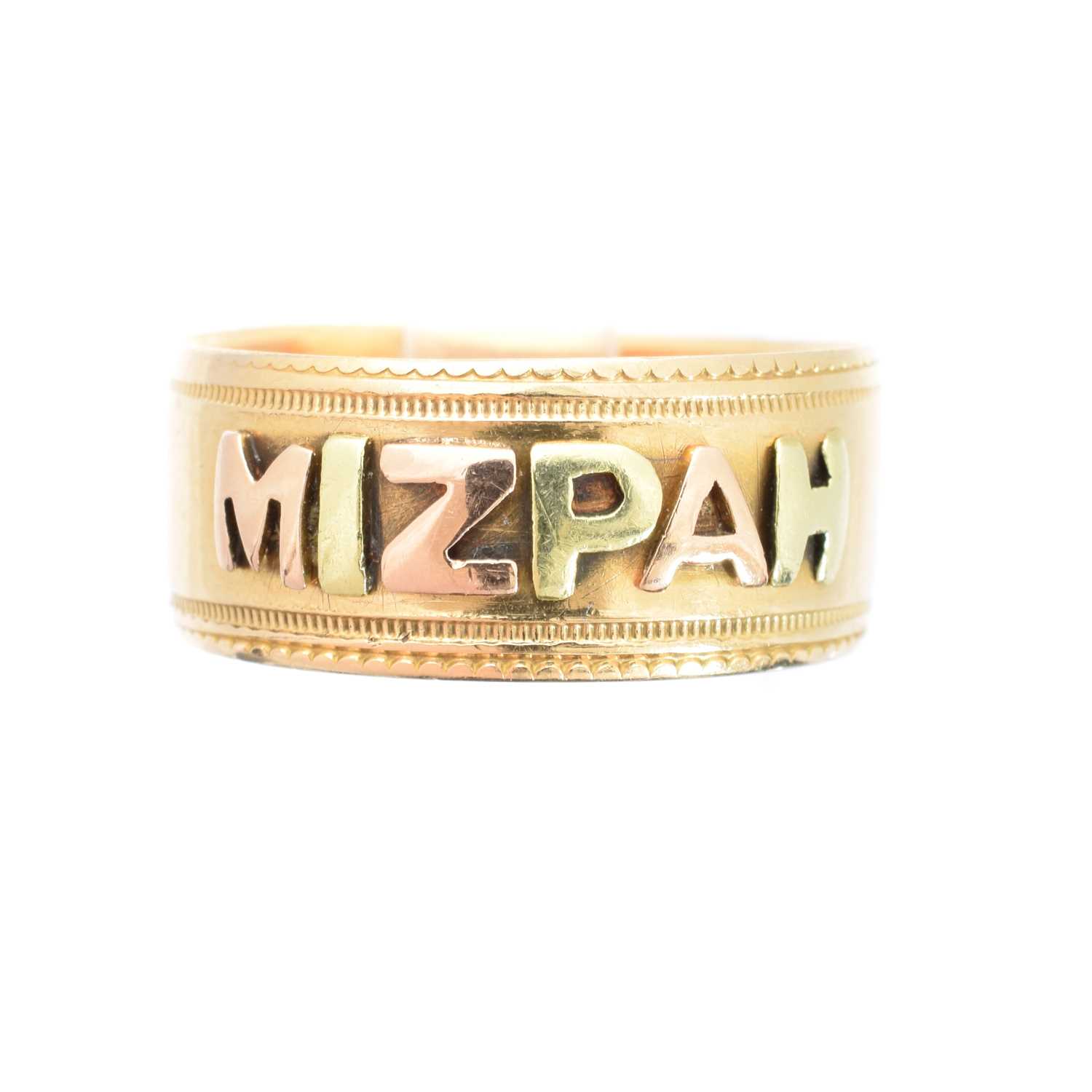 Lot 153 - An 18ct gold 'Mizpah' ring