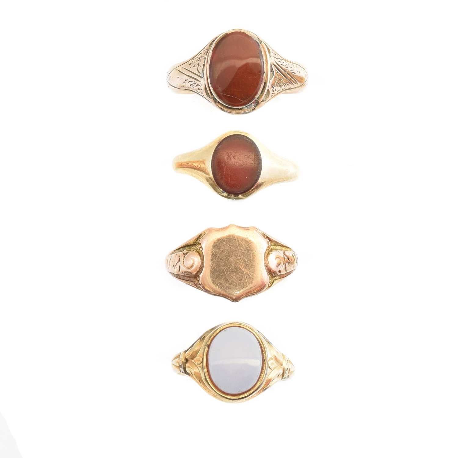 Lot 118 - A selection of 9ct gold signet rings
