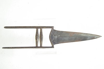 Lot 407 - Indian Katar dagger