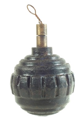 Lot 302 - Inert WW1 German Kugel Grenade