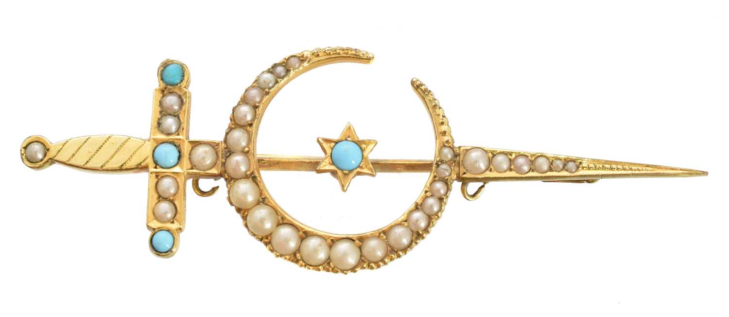 Lot 36 - An early 20th century split pearl crescent brooch