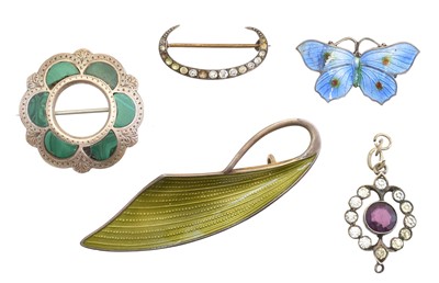 Lot 31 - A selection of silver jewellery
