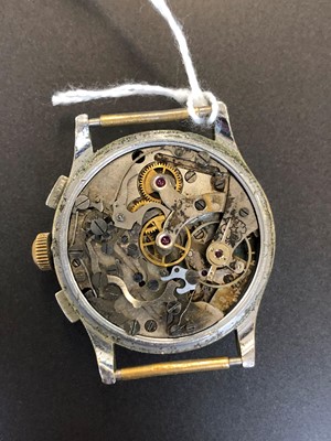 Lot 126 - A 1940s Breitling Telemetre Chronograph watch