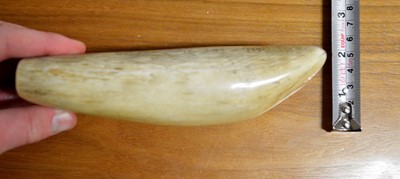 Lot 350 - 19th-century Scrimshaw whale tooth