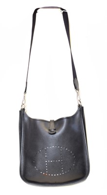 Lot 98 - A Hermès Evelyne 29 Shoulder Bag