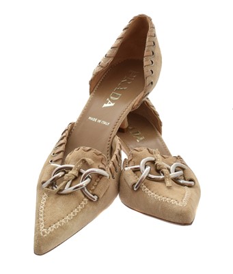 Lot A pair of Prada heels