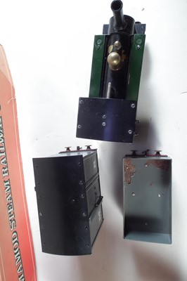 Lot 42 - Mamod steam engine train set