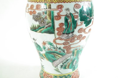 Lot 25 - Chinese famille verte vase