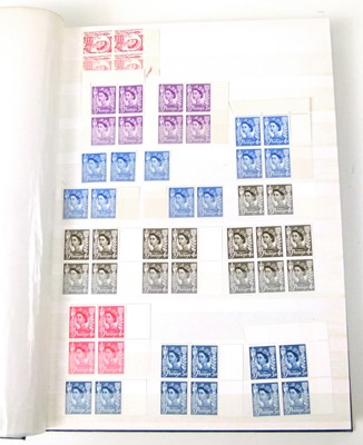 Lot 121 - GB stamp collection in three albums