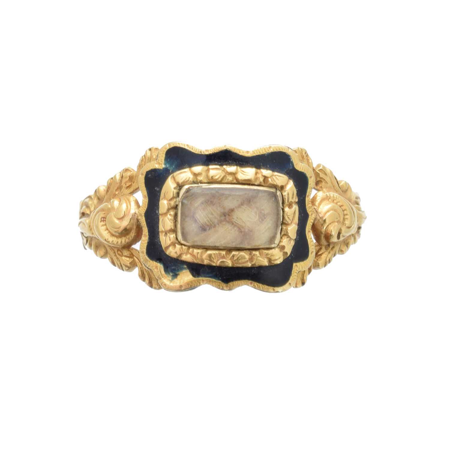 Lot 241 - An 18ct gold William IV mourning ring