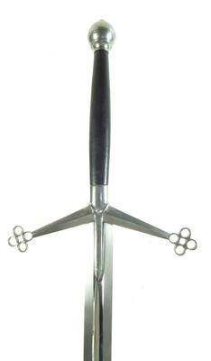 Lot 349 - Modern replica of a replica Scotish Claymore broad sword