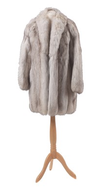 Lot 113 - A fox fur coat