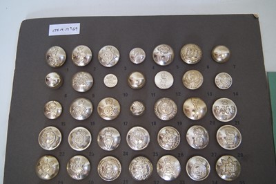 Lot 452 - Collection of Military buttons