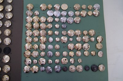 Lot 452 - Collection of Military buttons