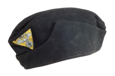 Lot 446 - German Third Reich N.S.K.K. Cap