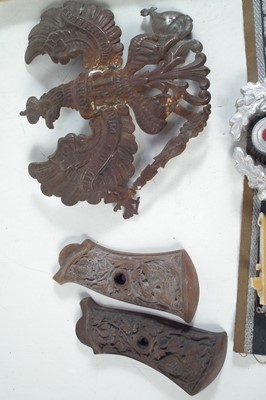 Lot 450 - Collection of German WWI, WWII and reproduction militaria