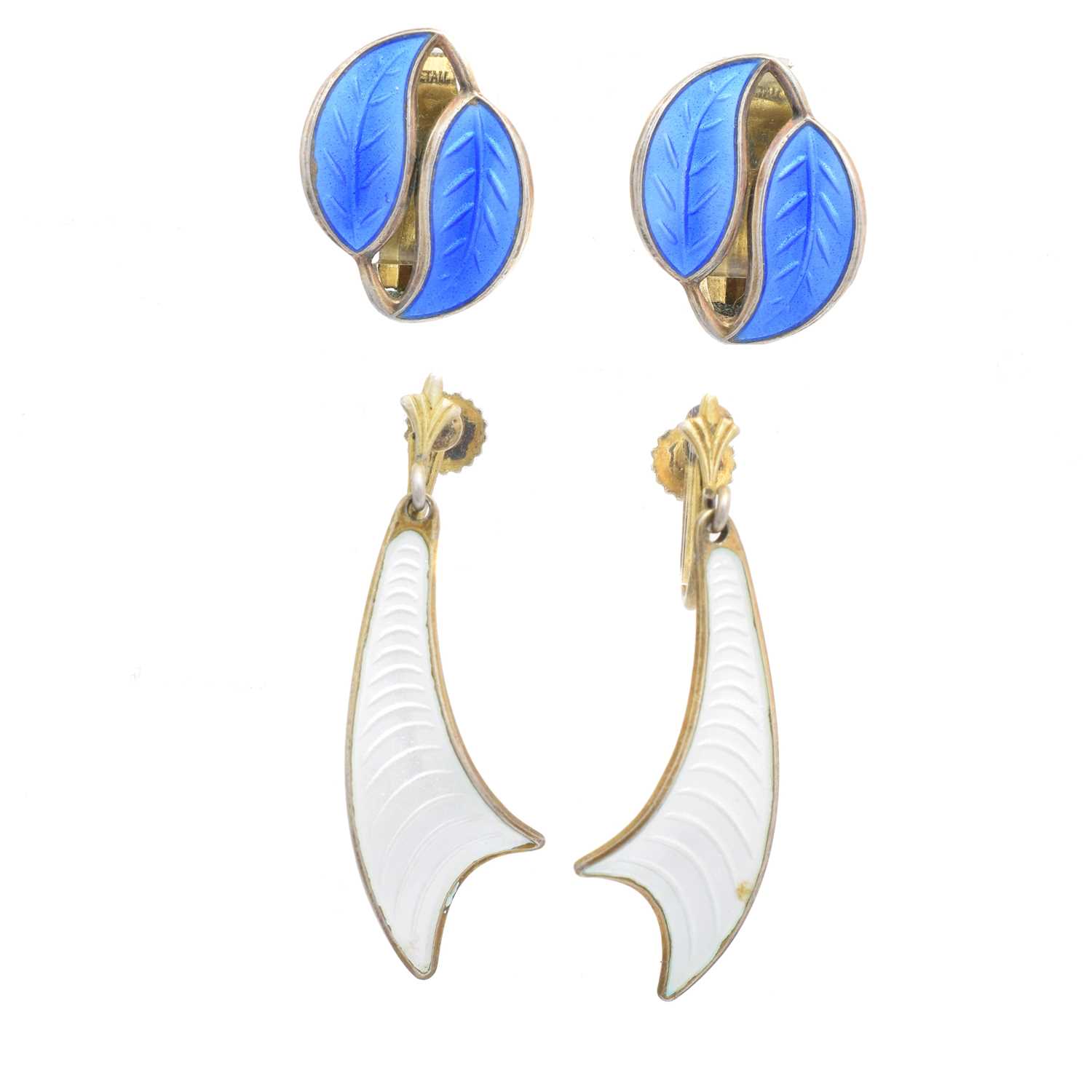 Lot 23 - Two pairs of silver enamel earrings
